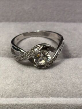 9K White Gold White Topaz & Diamond Ring, size 7